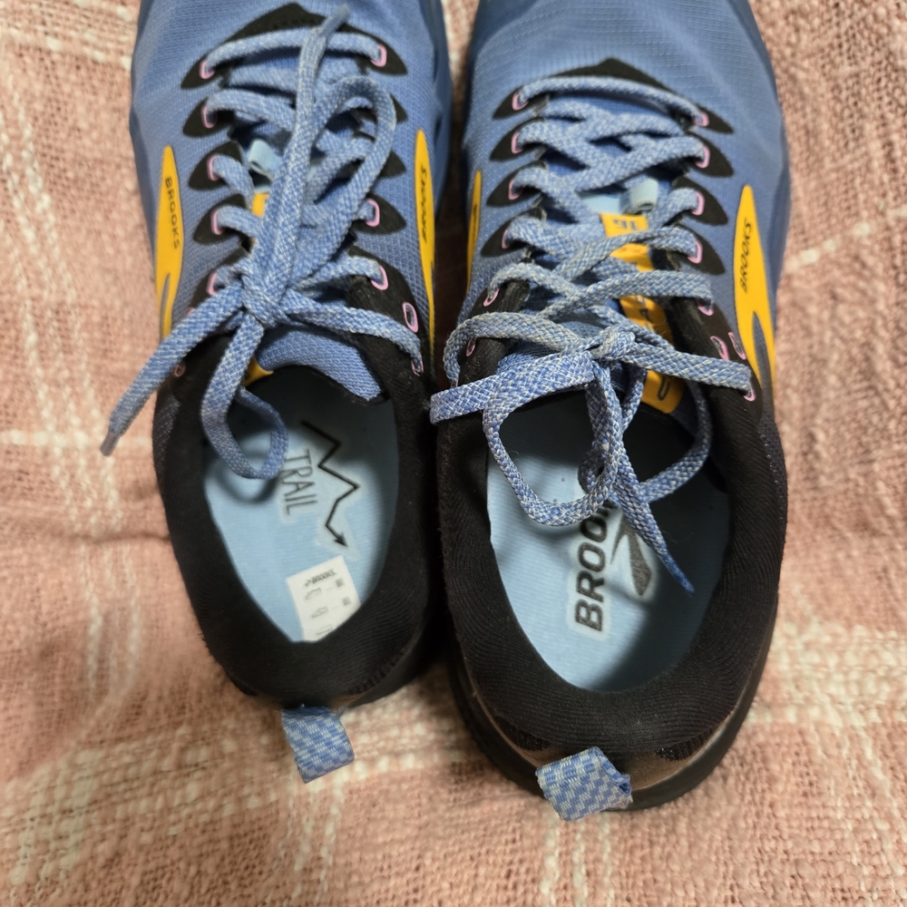 Size 10.5 - Brooks Cascadia 16 Low Blue Womens - Picture 6 of 8